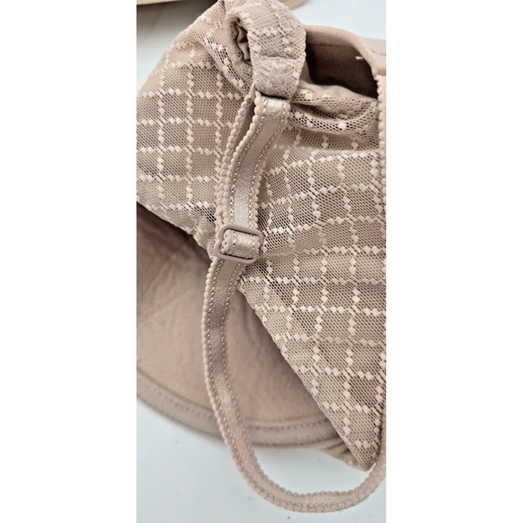 Lot of 2 Chantelle & Wacoal Women's 34D Nude Underwire Bra - Picture 11 of 15